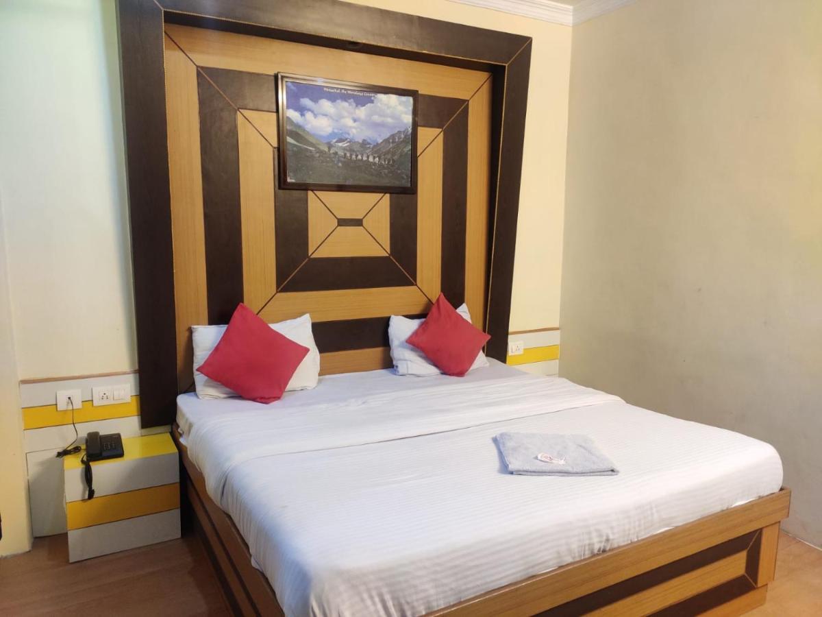 Hotel Amandeep دارامشالا المظهر الخارجي الصورة