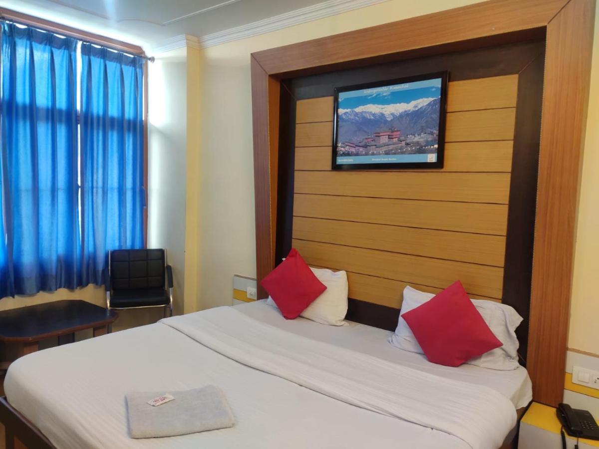 Hotel Amandeep دارامشالا المظهر الخارجي الصورة