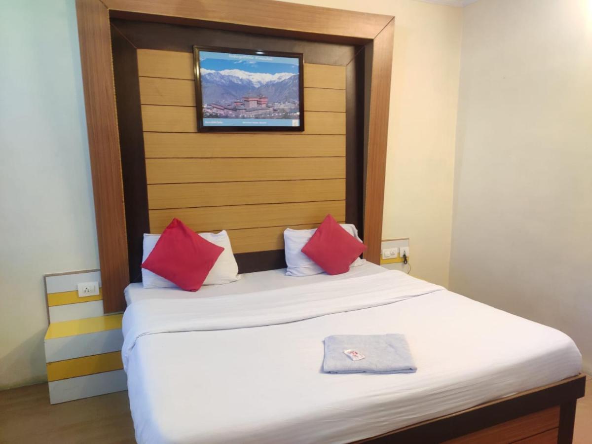 Hotel Amandeep دارامشالا المظهر الخارجي الصورة
